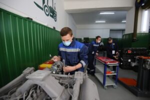 В пяти волгоградских колледжах откроют современные мастерские