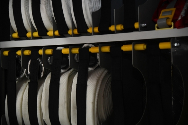 В Волгограде потушили пожар в многоэтажке в поселке Ангарском