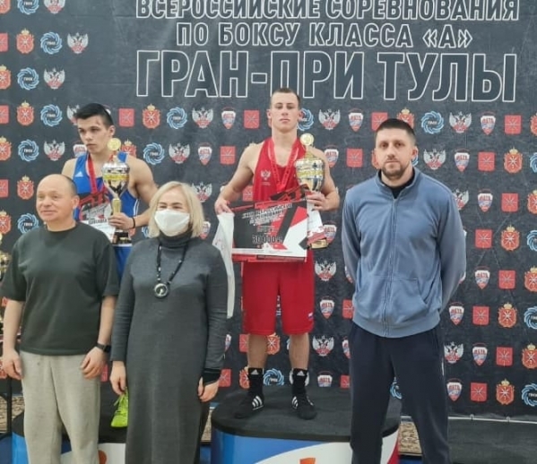 Волгоградский боксер выиграл турнир в Туле