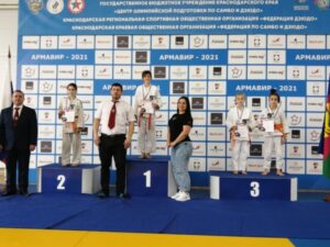 Юные волгоградки стали медалистками первенства ЮФО по дзюдо