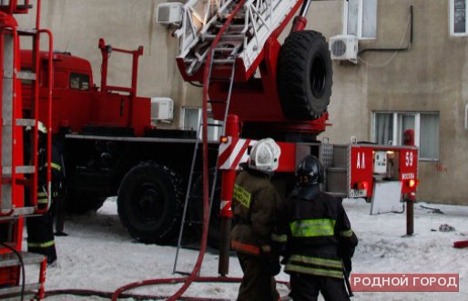 На севере Волгограда из-за пожара эвакуированы 30 человек
