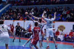 Волгоградский «Каустик» проиграл в Таганроге