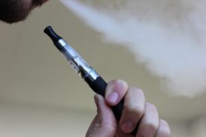 Электронные сигареты стали причиной рака легких у мышей