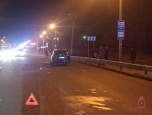 В Волгоградской области столкнулись кроссовер и мотоцикл