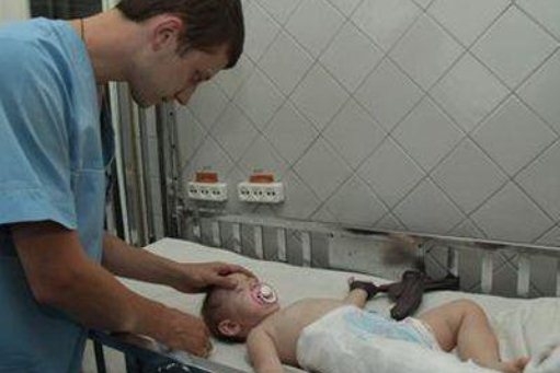 Под Волгоградом полуторагодовалый малыш выпал из окна 2 этажа