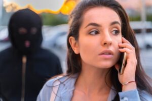 Жительница Волгоградской области отдала аферистам почти 3 миллиона рублей