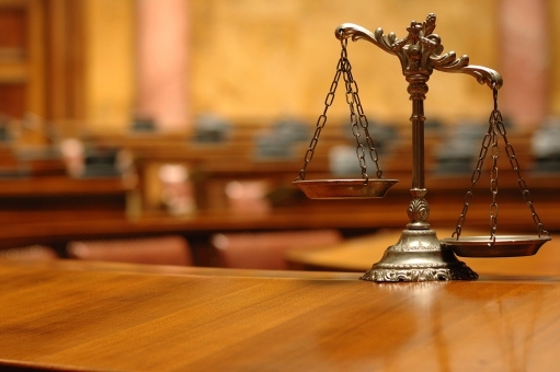 За убийство сожительницы и друга судят жителя Волгоградской области