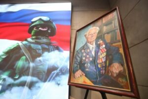 Портрет ветерана Михаила Терещенко был передан в музей Волгограда