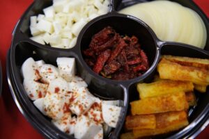 Волгоградцам напомнили об опасности продуктов питания с токсинами