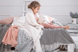 Волгоградцам объяснили, под каким пледом лучше не спать
