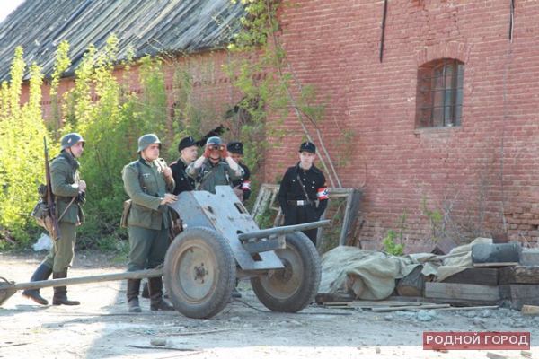 В Волгограде реконструкторы показали взятие Берлина