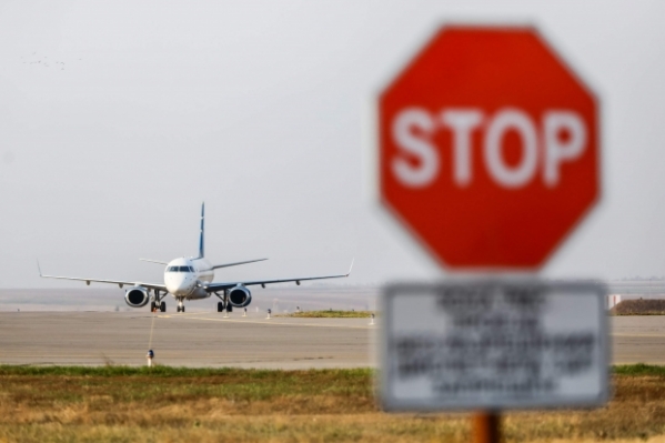Прилет и вылет самолетов ограничены в аэропорту Волгограда из-за атаки БПЛА