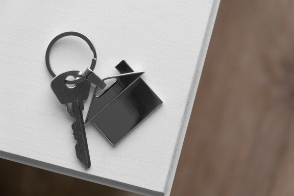 Волгоградка незаконно завладела квартирой умершей подруги