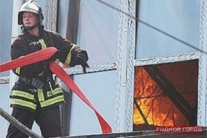 Здание школы горело в Красноармейском районе Волгограда