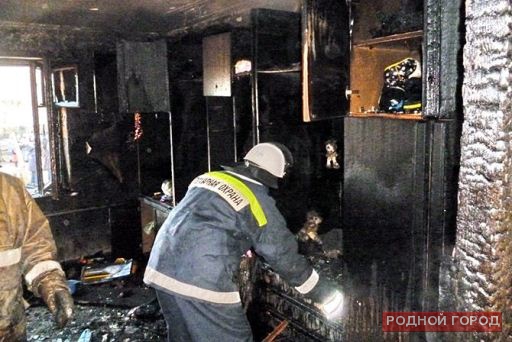 На севере Волгограда при пожаре погиб неизвестный