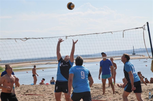 Команда Волгоградского филиала «Ростелекома» одержала победу в городском чемпионате по пляжному волейболу