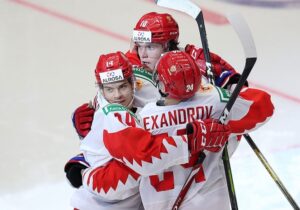Молодежная сборная России по хоккею вышла в полуфинал ЧМ