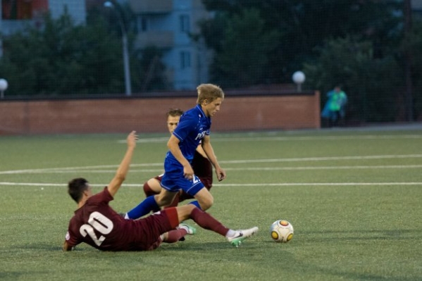 Волгоградский «Ротор-2» крупно проиграл в Саратове