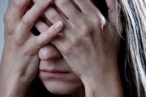 Экс-глава села и два его приятеля изнасиловали женщину под Волгоградом