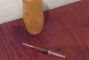 52-летняя любительница выпить организовала наркопритон в Волгограде