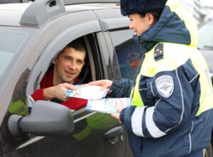 Волгоградских автомобилистов призвали к осторожности из-за непогоды