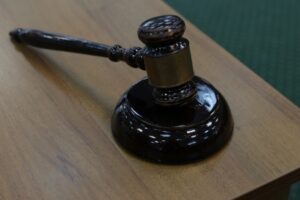 В Волгограде управляющая компания выплатит жильцам более 500 тысяч рублей