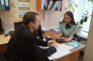 На 20 суток посадили жителя Калачевского района за неуплату алиментов