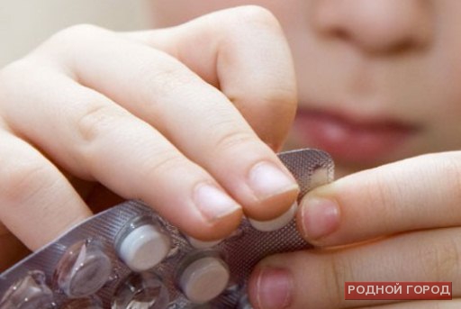 14-летняя школьница под Волгоградом наглоталась таблеток из-за подруг