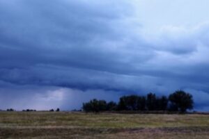 4 июля на Волгоградскую область надвигается шторм