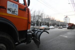 Трассы Волгоградской области обрабатывают 166 единиц техники