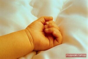 4-месячную девочку под Волгоградом многодетный отец задавил во сне