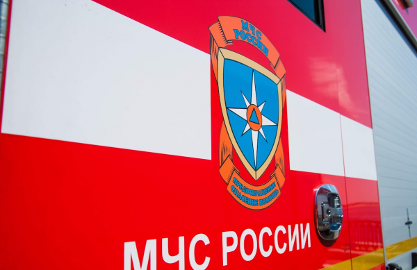 В расселенном доме на юге Волгограда 20 часов тушили пожар