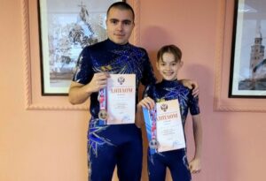 Волгоградские акробаты завоевали 2 награды в Новгороде