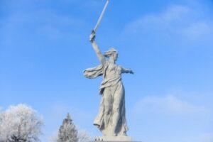 Волгоградские школьники приняли участие в патриотической игре «Зарница»
