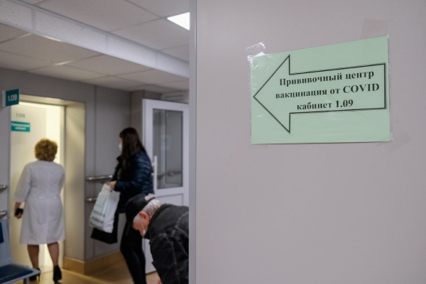 Волгоградских медсестер подозревают в продаже сертификатов о вакцинации