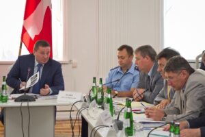 Андрей Бочаров назвал восхождение депутатов на Килиманджаро бардаком