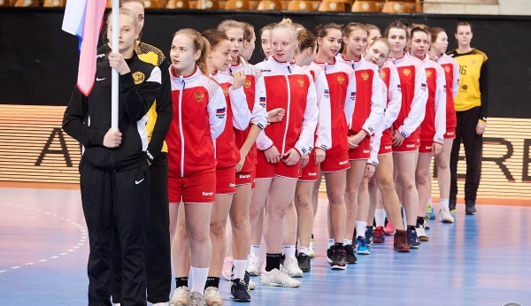 На юниорском чемпионате мира по гандболу сыграют 11 волгоградок
