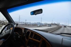 В провалившейся под лед машине погиб волгоградец