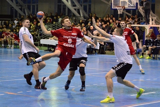 Волгоградский «Каустик» дома проиграл «Чеховским медведям»