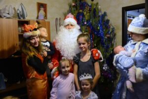 Юных волгоградцев поздравят с Новым годом слабослышащий футболист и ювелир