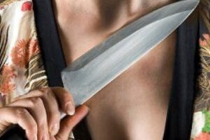 Под Волгоградом 31-летняя женщина зарезала родную мать