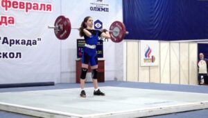 Волгоградская силачка немного недотянула до медалей в Старом Осколе