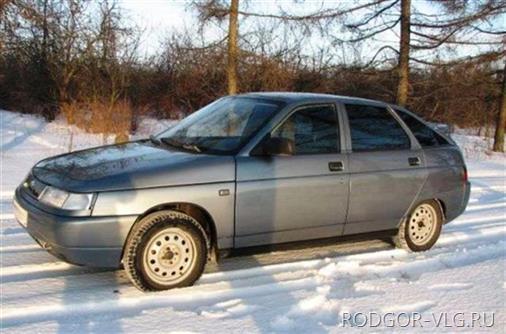 Под Волгоградом легковушка раздавила хозяина во время ремонта