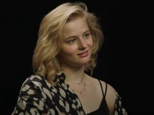 Актриса Саша Бортич дала пощечину звезде КВН после оскорблений