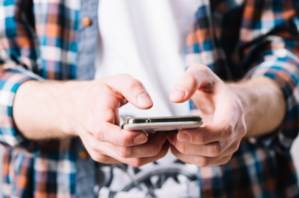 В Волгограде мошенники обманули капитана теплохода на 3,5 миллиона рублей