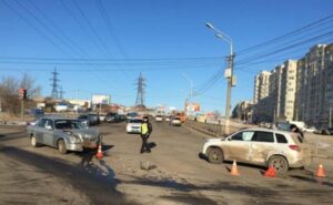 10-летняя школьница пострадала в аварии на севере Волгограда