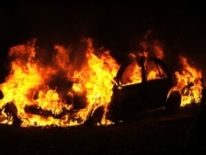 За короткое время в Волгоградской области сгорели две иномарки