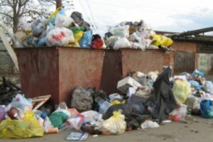 В Дзержинском районе Волгограда в мусорном баке обнаружен труп новорождённого