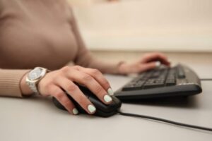 Волгоградские вузы начинают дистанционное обучение из-за коронавируса