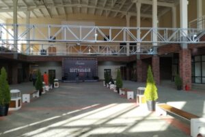 «Аллея вечного лета» появилась на Центральном рынке Волгограда